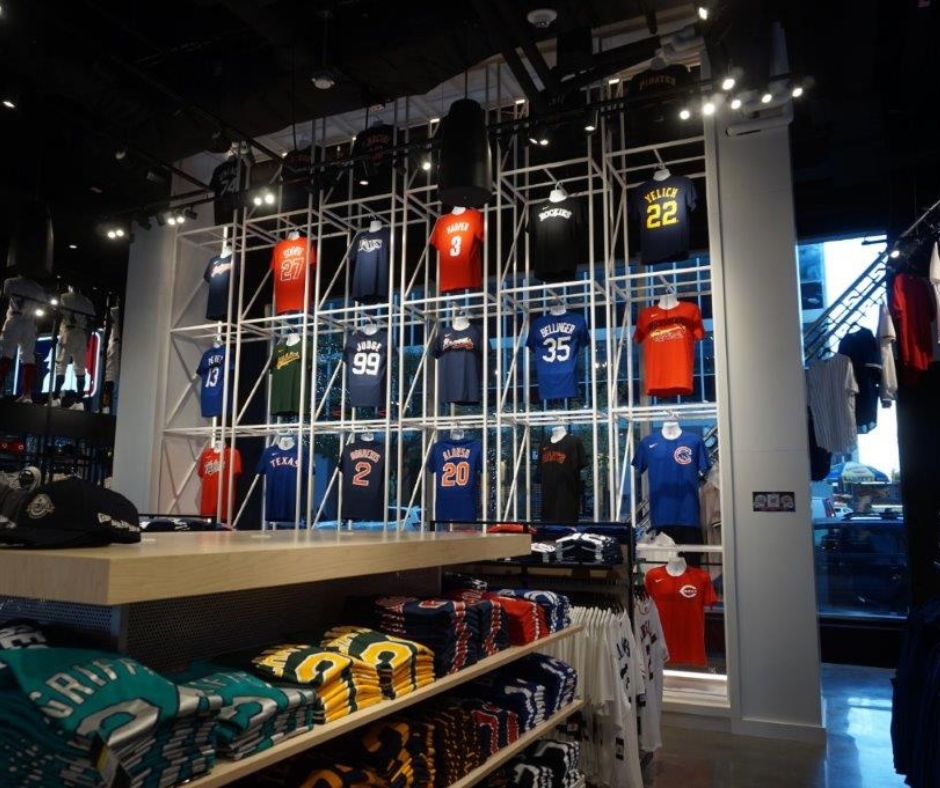 Quality retail display maker